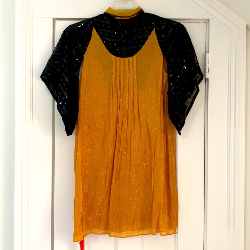NWT NANETTE LEPORE Women’s gold and black dress